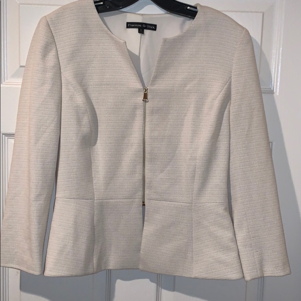 Women’s white blazer